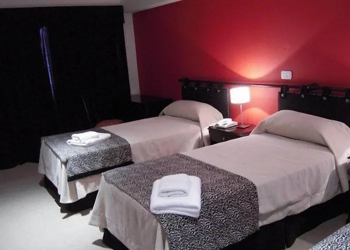 Salta hotels near Partenon del Negro Durazo